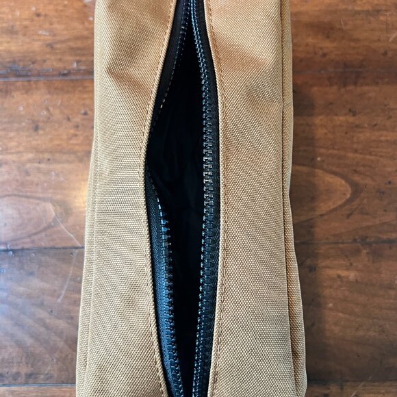 TRUE RELIGION Men's Travel Toiletry Dopp Kit NWT - Picture 4 of 6